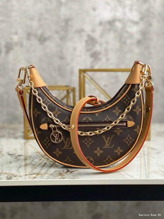 Affordable VUITTON LOOP LOUIS 0713